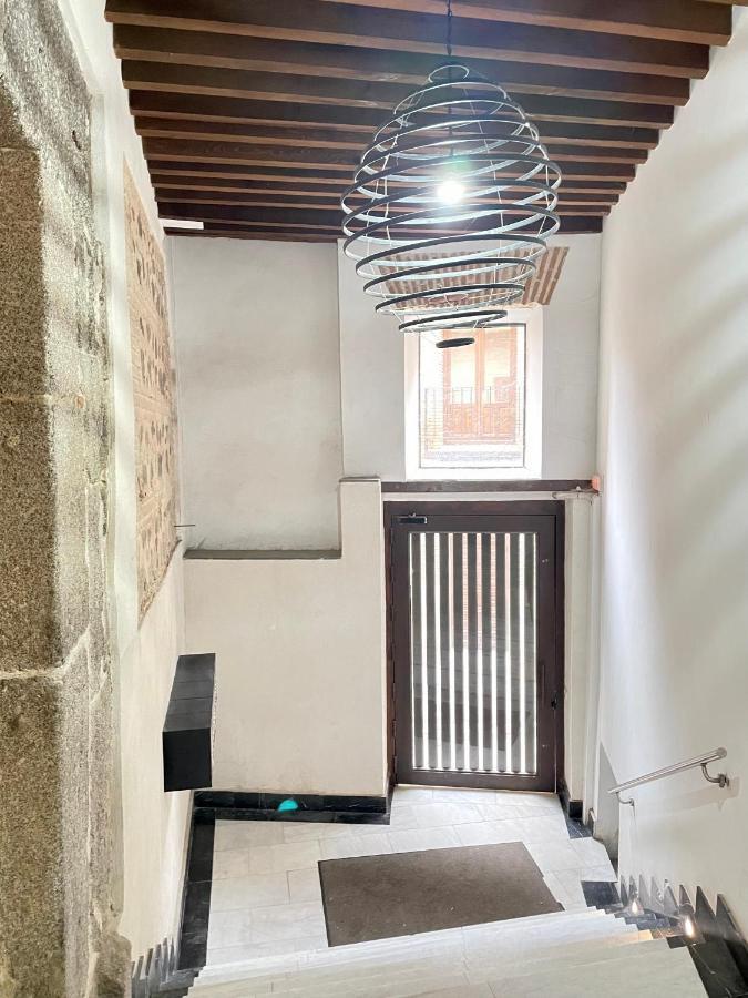Duplex Toledo Catedral Con Parking Gratis Lejlighed Eksteriør billede